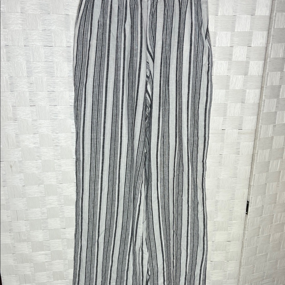 Rewash Black & White Striped Wide-Leg Smocked Waist Pants - Picture 3 of 7